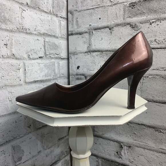 Connie Brown Patent Faux Leather Pointy Toe Pump High Heel Shoes - Picture 1 of 10